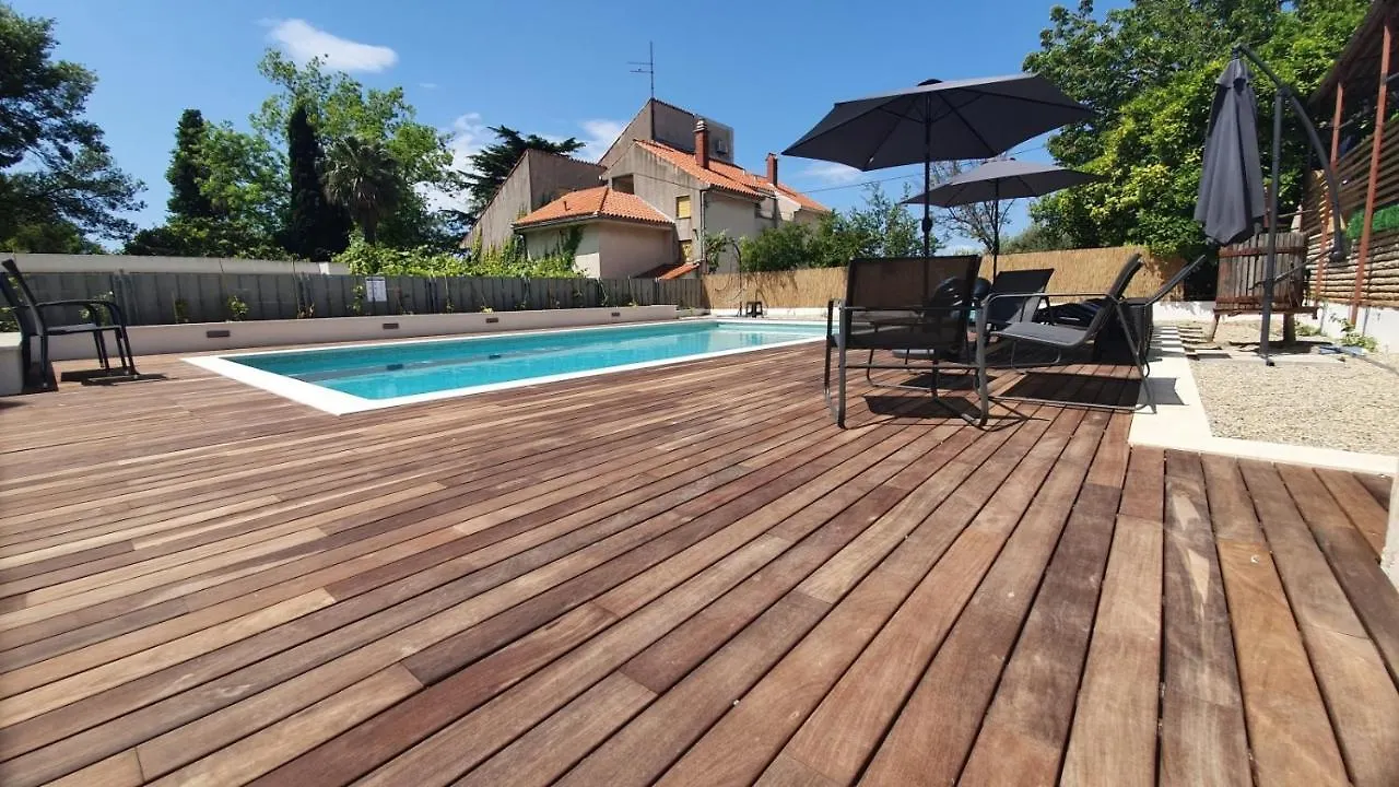 Apartment In Kastel Luksic With Terrace, Air Conditioning, W-Lan, Washing Machine 5107-3