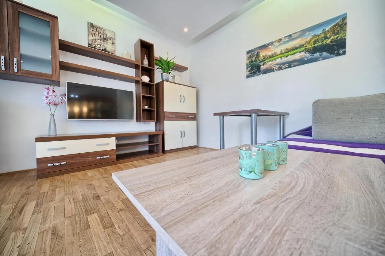 Apartment In Kastel Luksic With Terrace, Air Conditioning, W-Lan, Washing Machine 5107-3 Kastela 0*,  Croatia
